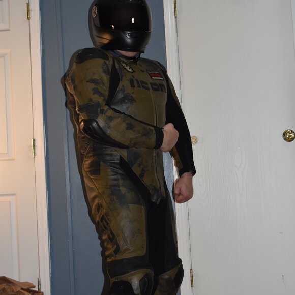 Icon Hypersport Battlescar leather motorcycle 🏍 suit size US 46/ EURO56 - Picture 6 of 16